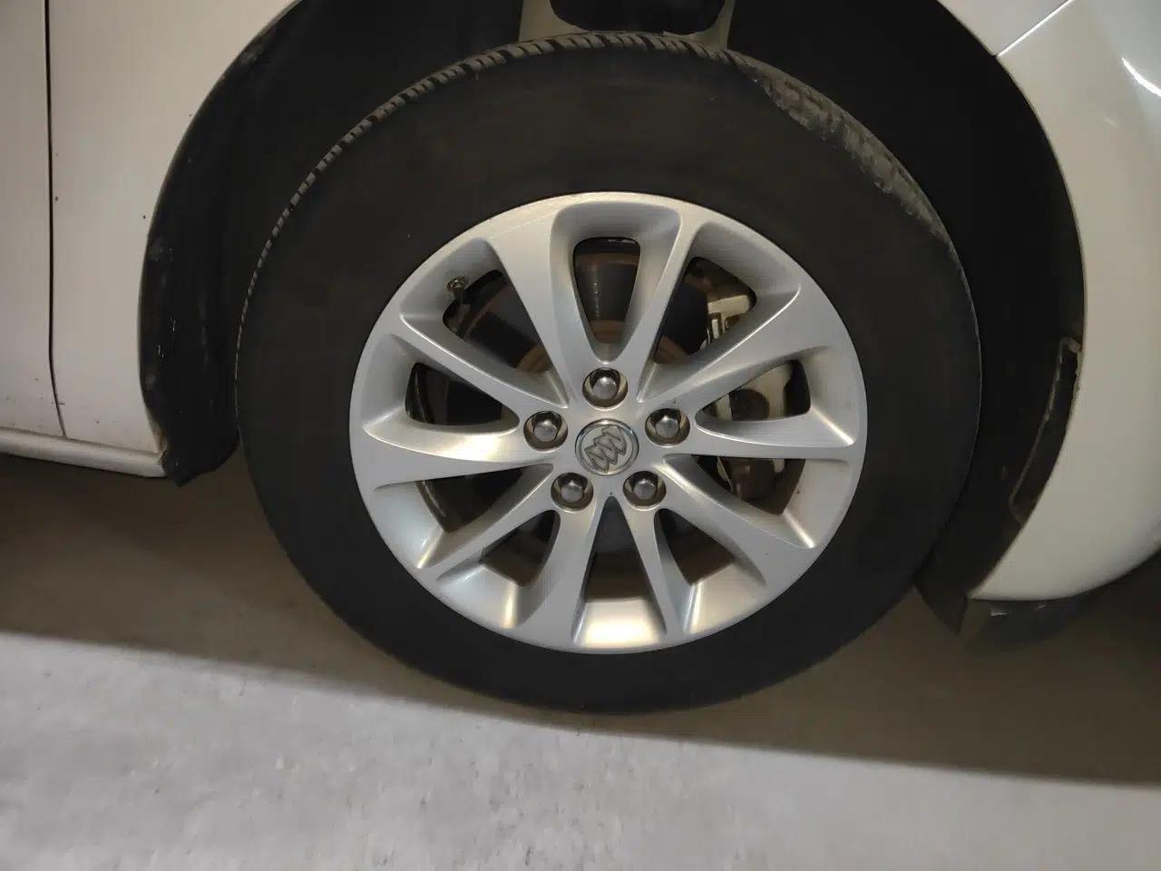 Buick GL8 2017 ES 28T Comfort Model China V Standard — миниатюра 8