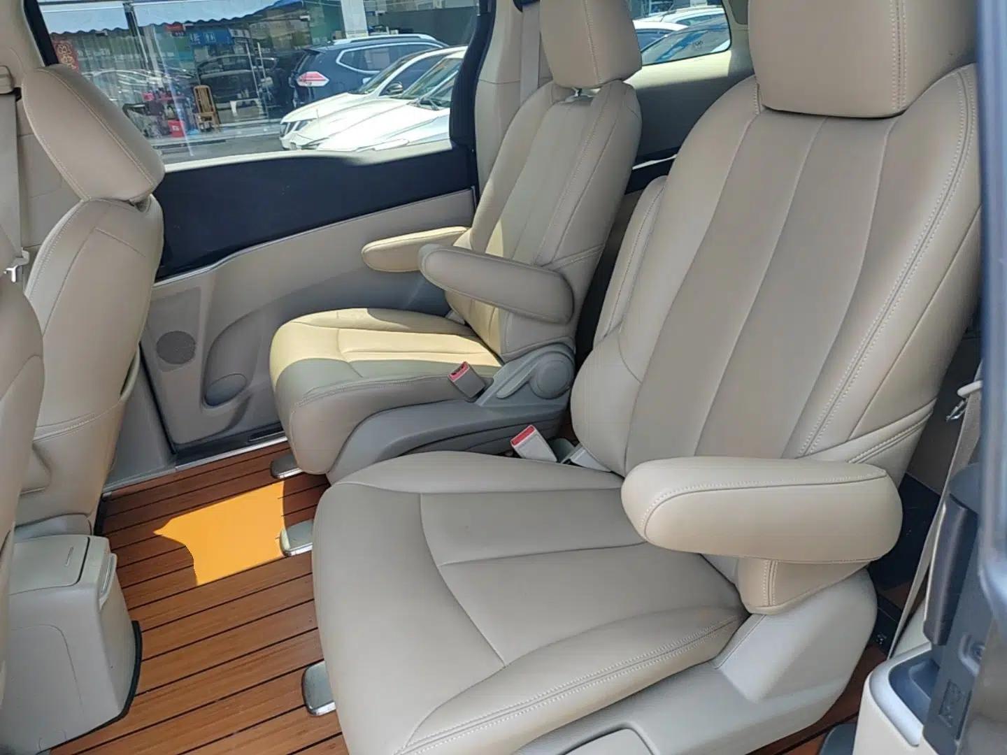 Buick GL8 2017 25S Prestige Version China V Standard — миниатюра 25