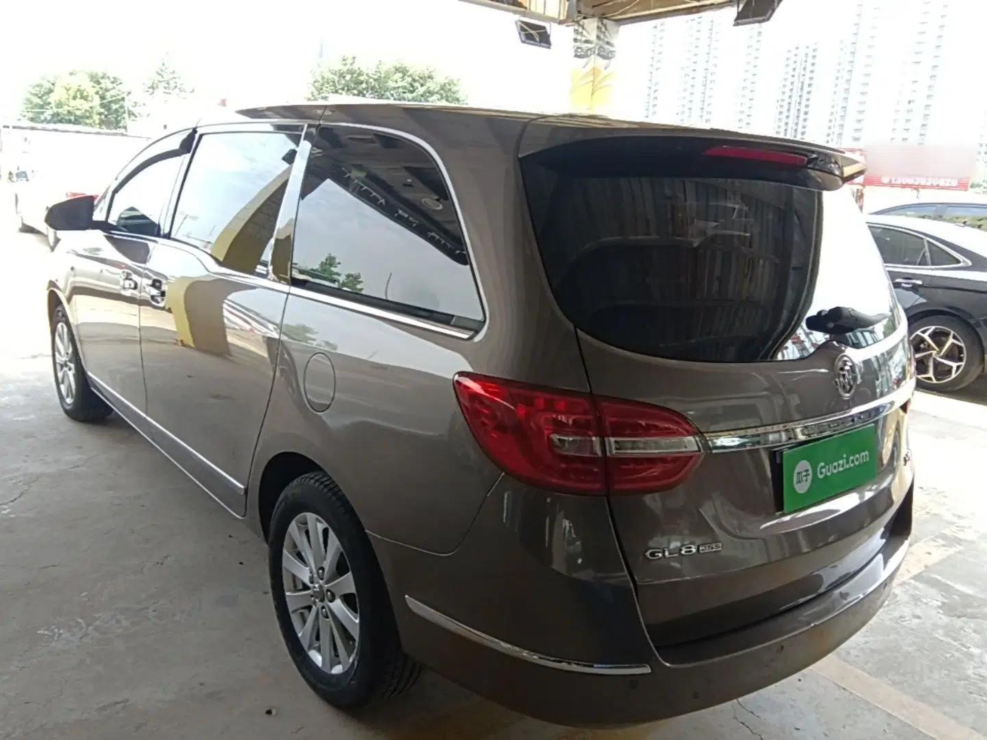Buick GL8 2017 25S Prestige Version China V Standard — миниатюра 4