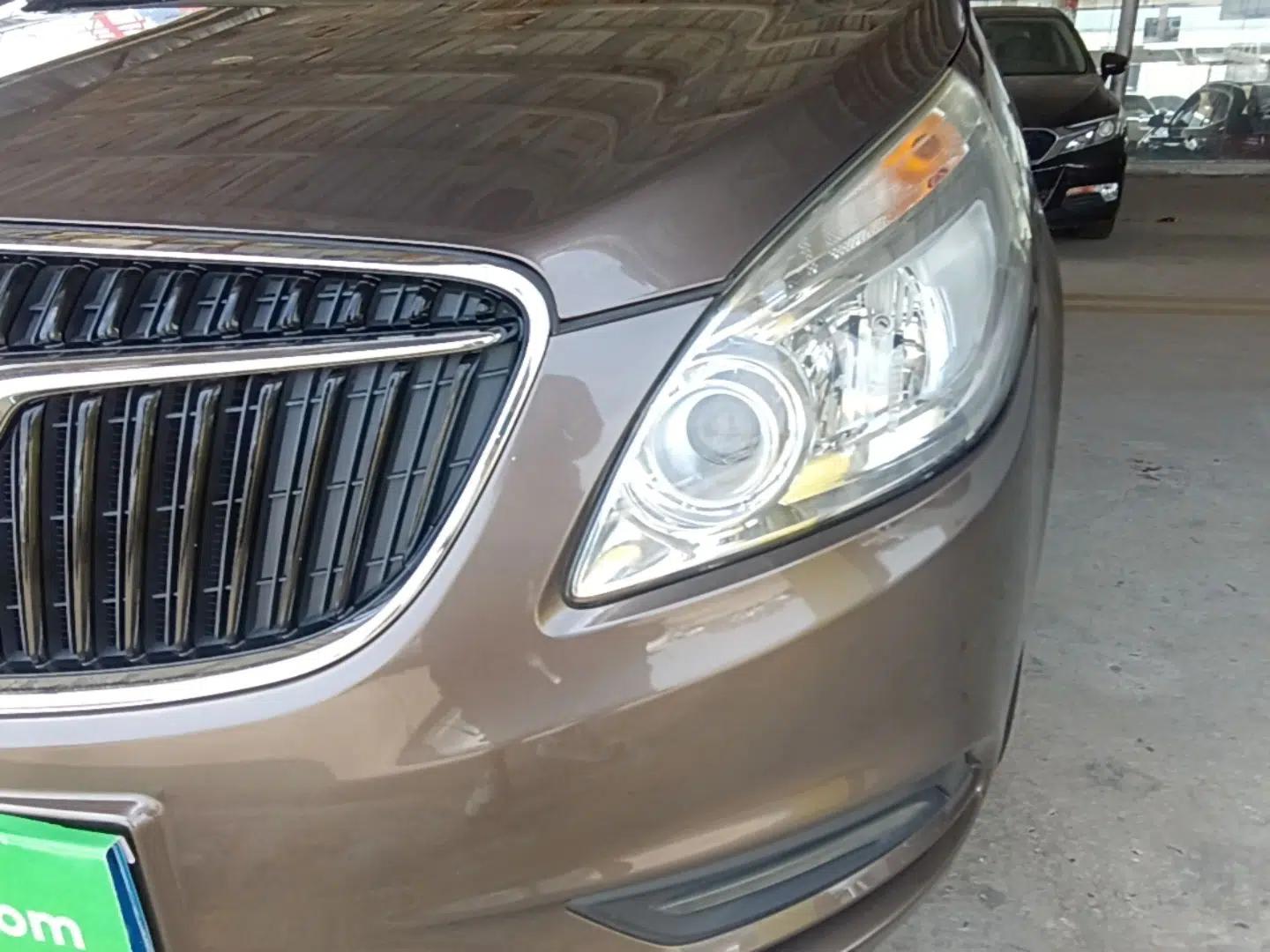 Buick GL8 2017 25S Prestige Version China V Standard — миниатюра 8