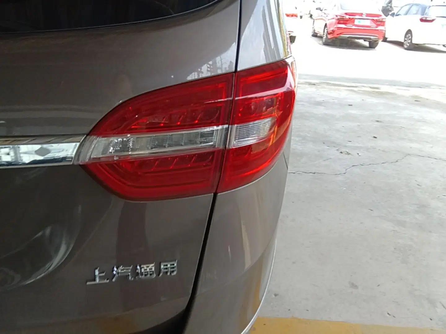 Buick GL8 2017 25S Prestige Version China V Standard — миниатюра 9