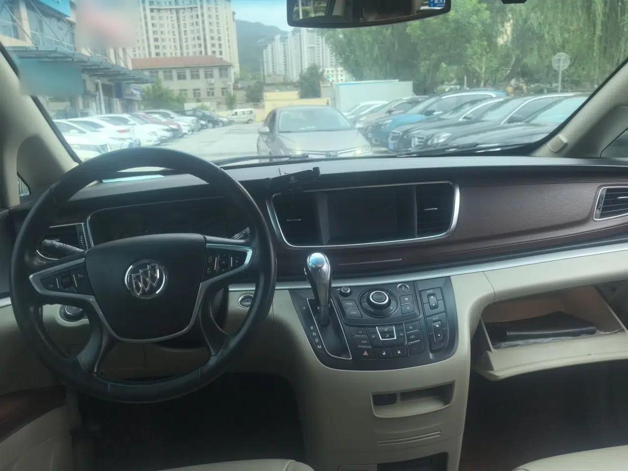 Buick GL8 2017 25S Luxury Version China V Standard — миниатюра 9