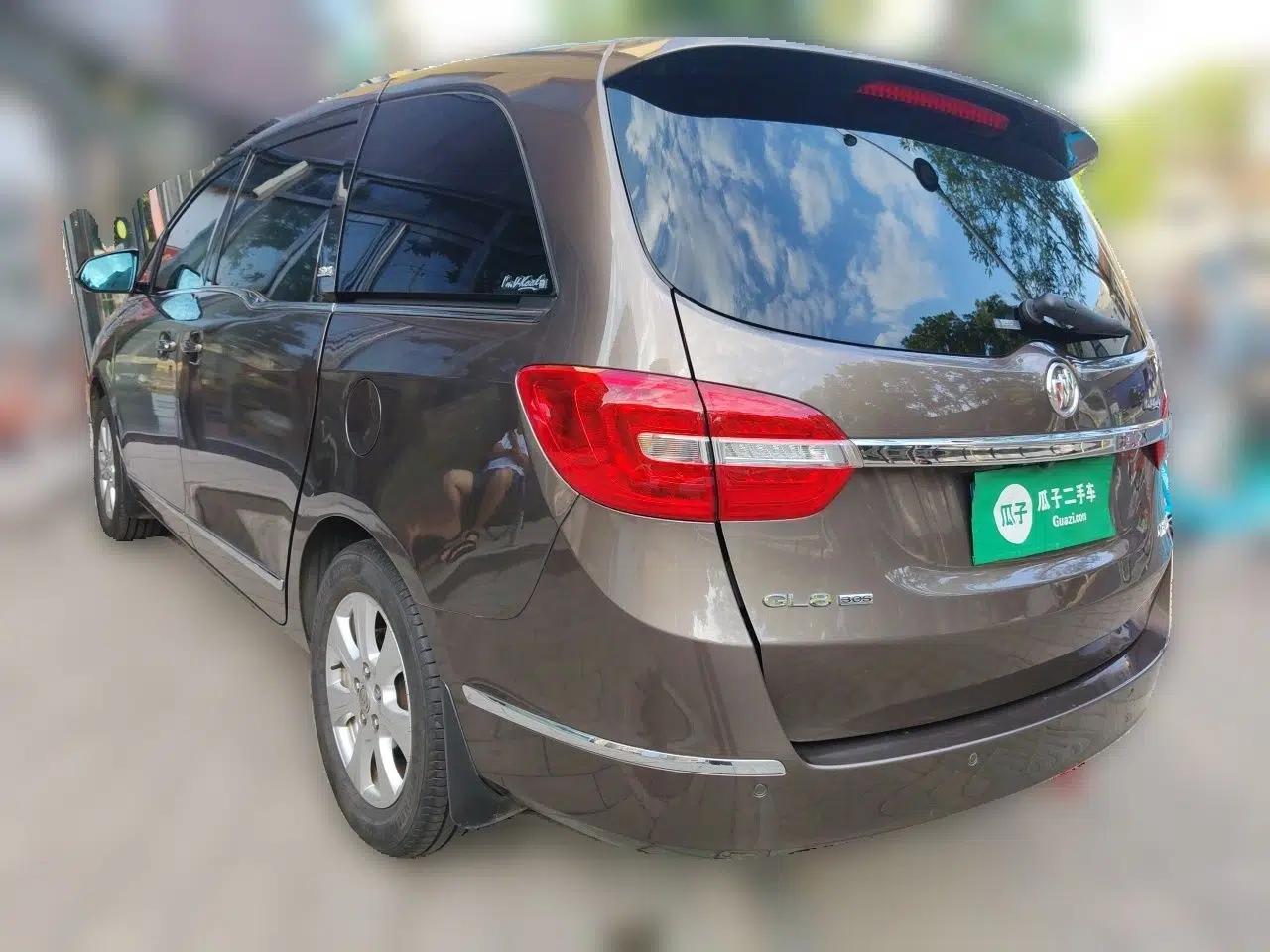 Buick GL8 2014 3.0L XT Luxury Business Flagship Edition — миниатюра 4