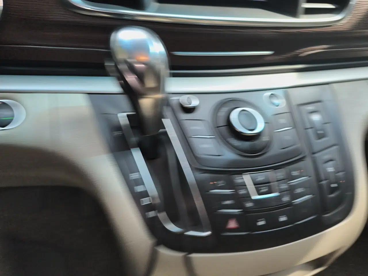 Buick GL8 2017 25S Comfort Version China V Standard — миниатюра 14