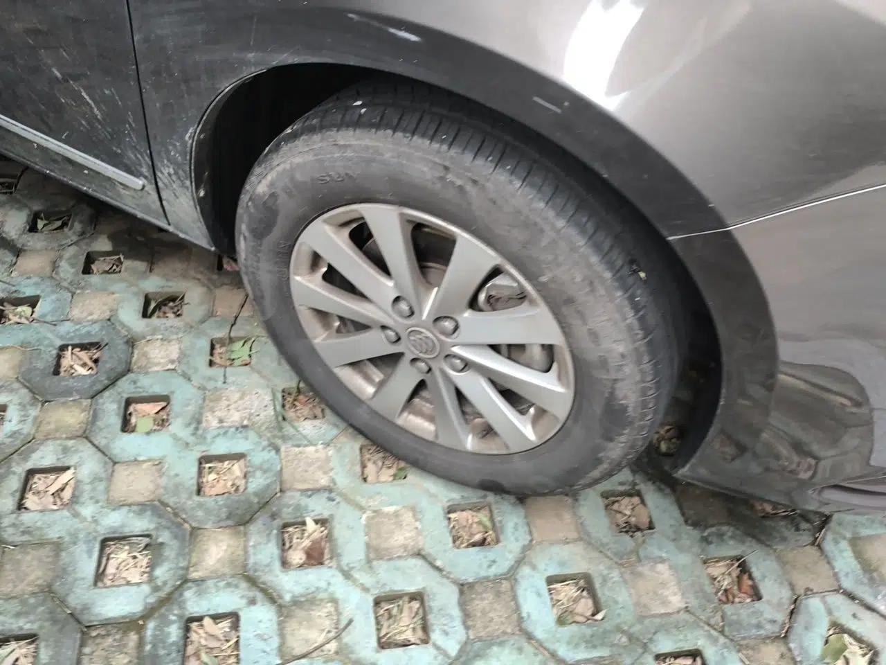 Buick GL8 2017 25S Comfort Version China V Standard — миниатюра 8