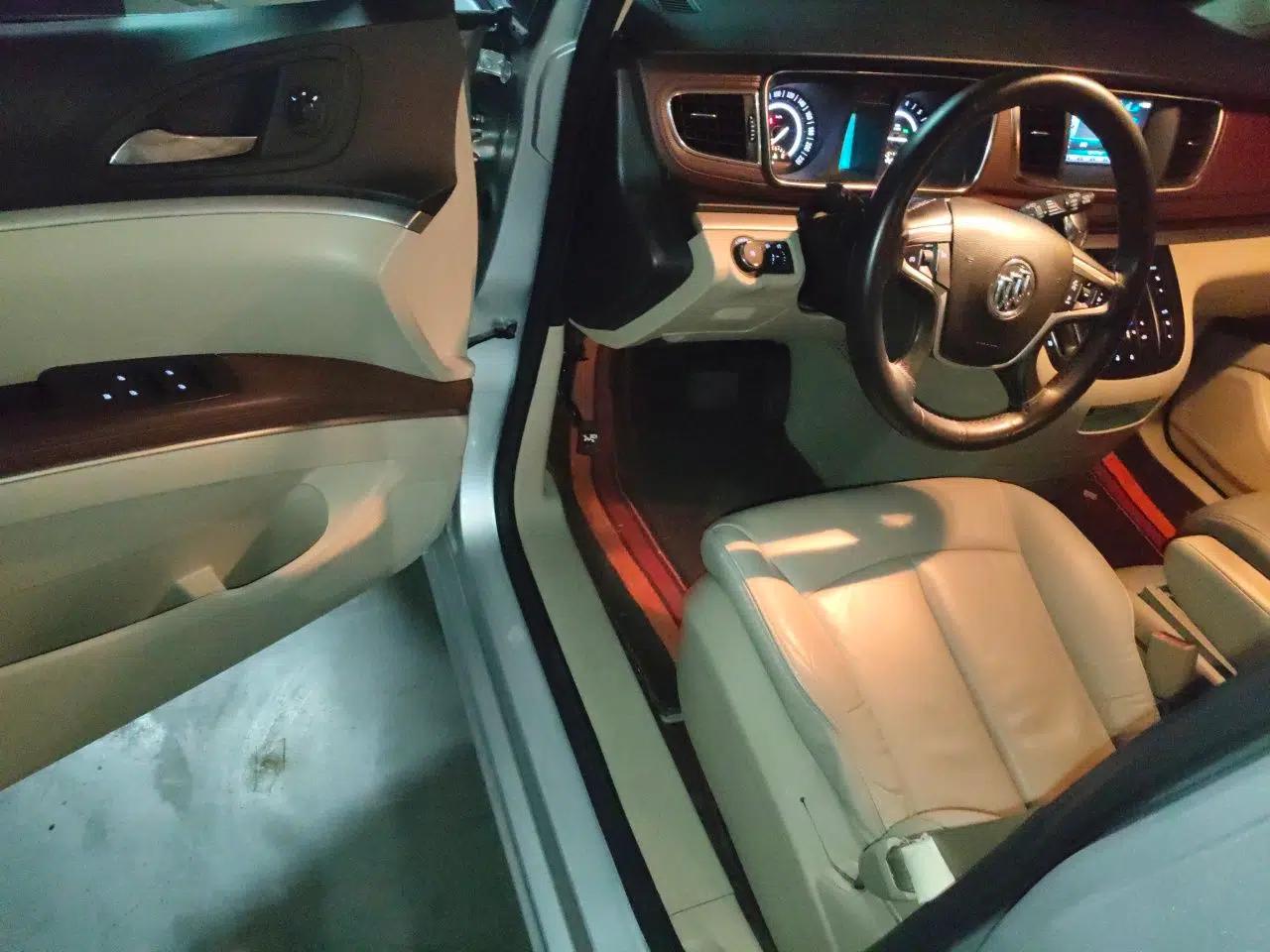 Buick GL8 2017 25S Luxury Version China V Standard — миниатюра 16