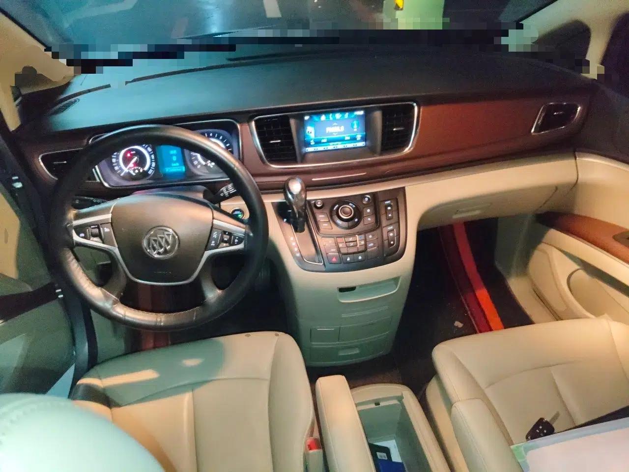 Buick GL8 2017 25S Luxury Version China V Standard — миниатюра 9