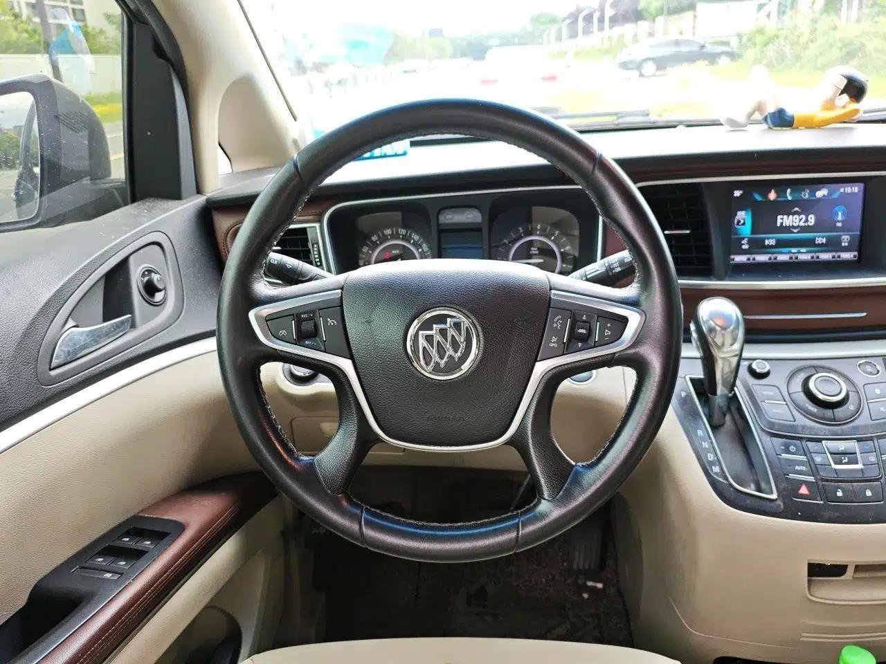 Buick GL8 2018 28T Luxury Model China VI Standard — миниатюра 10