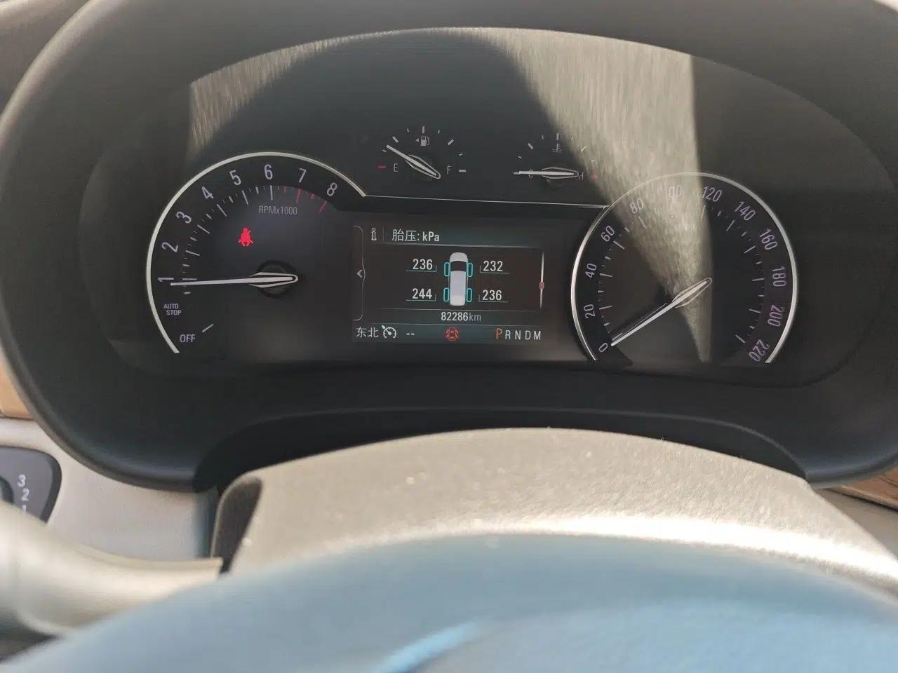 Buick GL8 2018 ES 28T Comfort Model China VI Standard — миниатюра 12