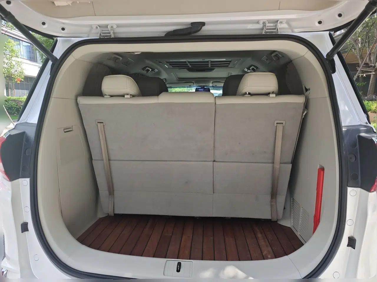 Buick GL8 2018 ES 28T Comfort Model China VI Standard — миниатюра 19