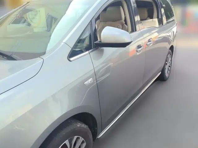 Buick GL8 2023 Facelifted Land Cruiser Executive Luxury Version