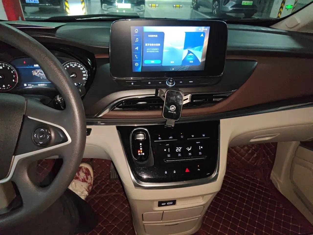 Buick GL8 2023 Land Executive Class Smart Enjoyment Model — миниатюра 13