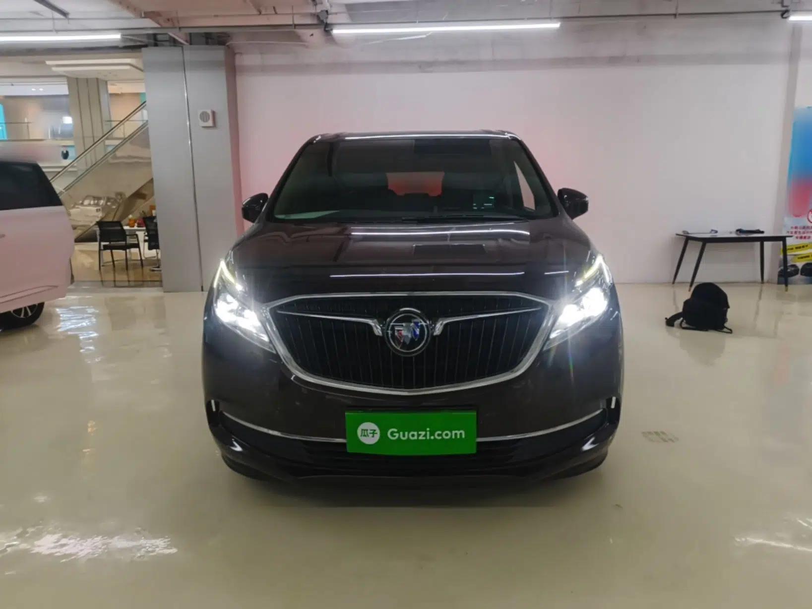 Buick GL8 2017 ES 28T Flagship Model China V Standard — миниатюра 2
