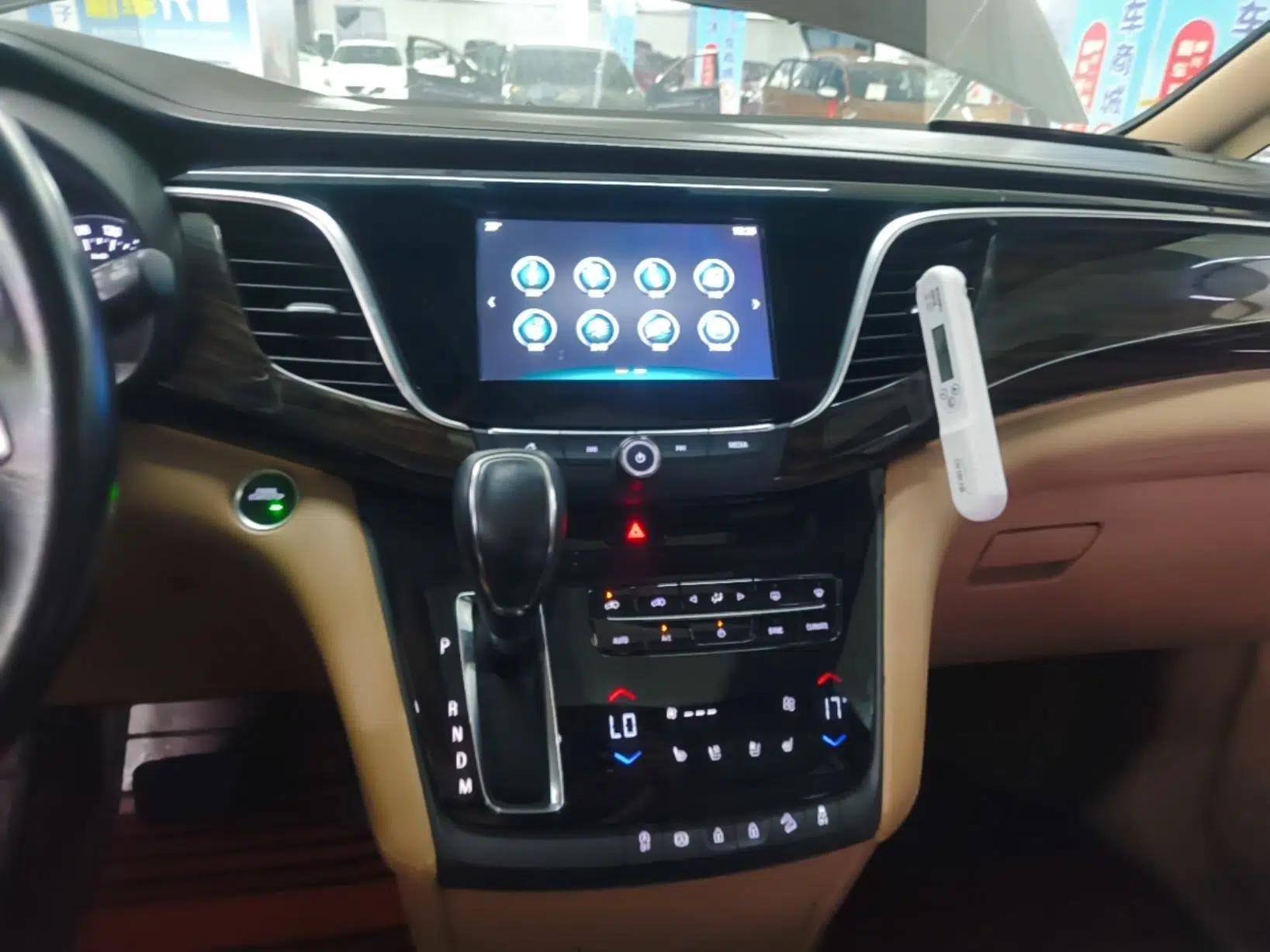 Buick GL8 2017 ES 28T Flagship Model China V Standard — миниатюра 15