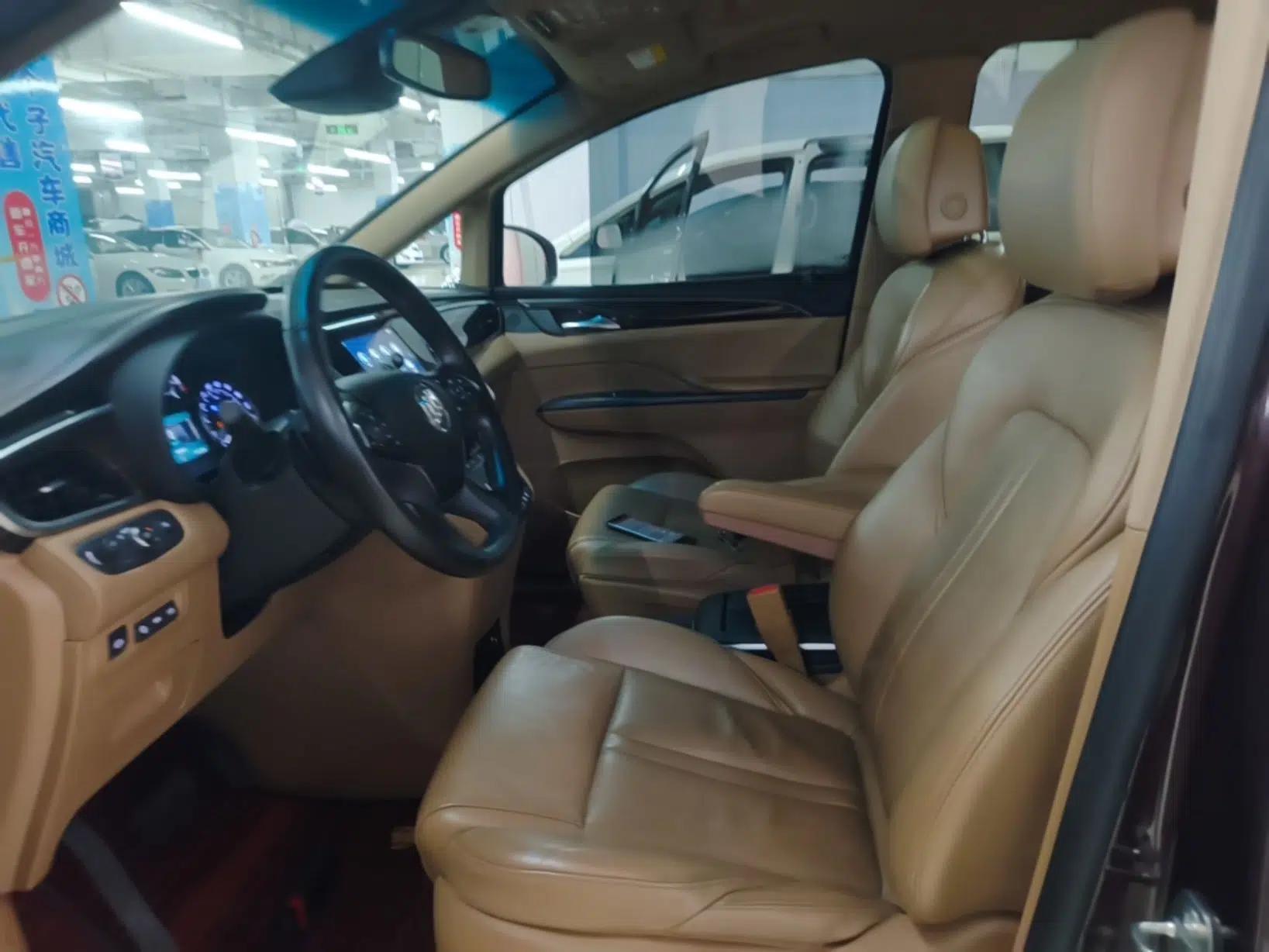 Buick GL8 2017 ES 28T Flagship Model China V Standard — миниатюра 17