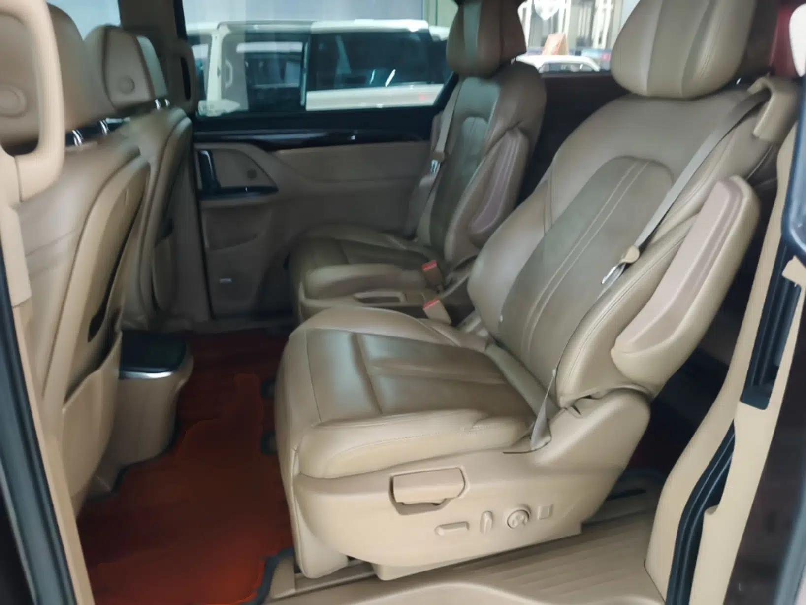 Buick GL8 2017 ES 28T Flagship Model China V Standard — миниатюра 20
