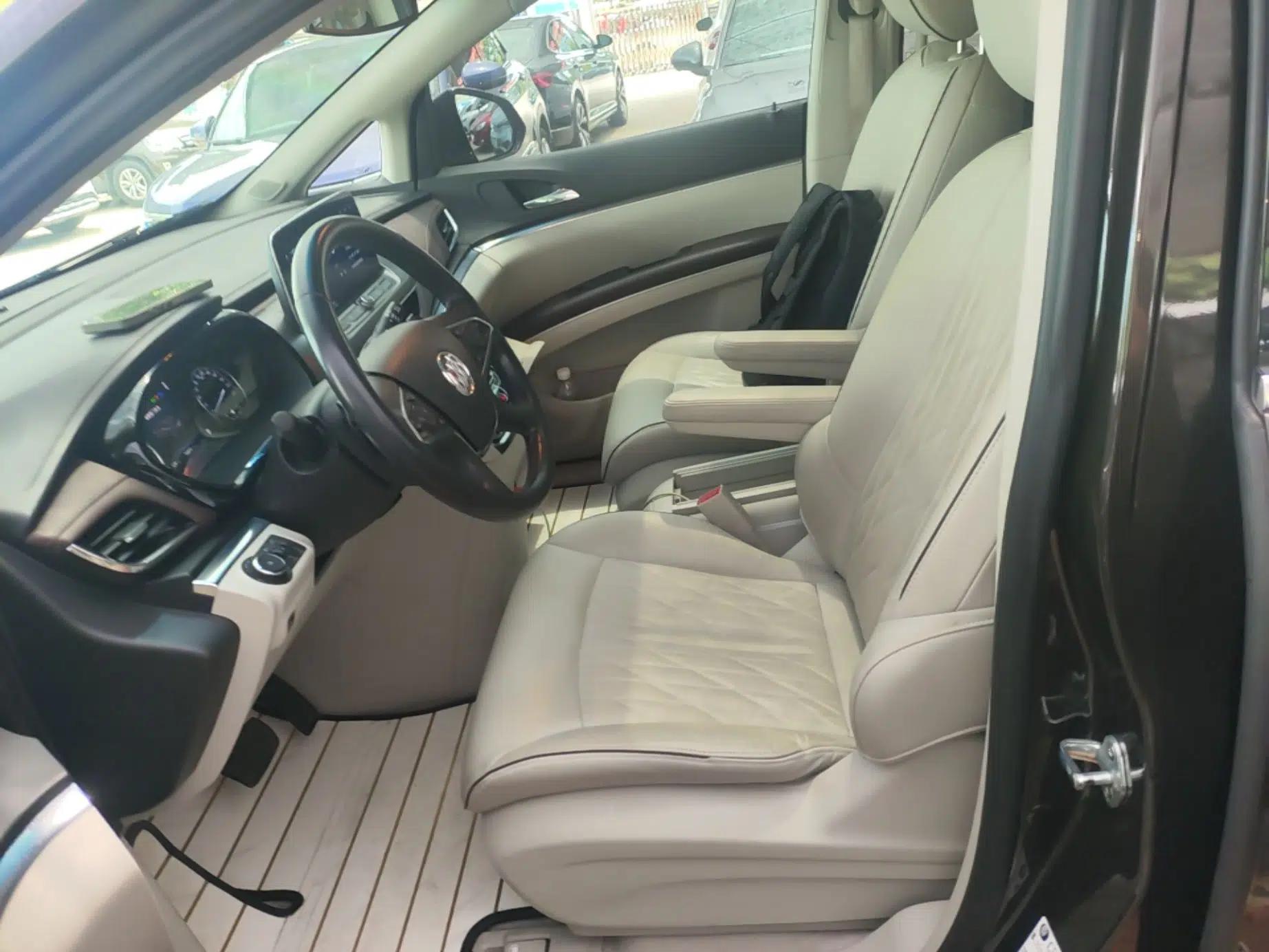 Buick GL8 2022 Land Business Class 652T Luxury Model — миниатюра 17