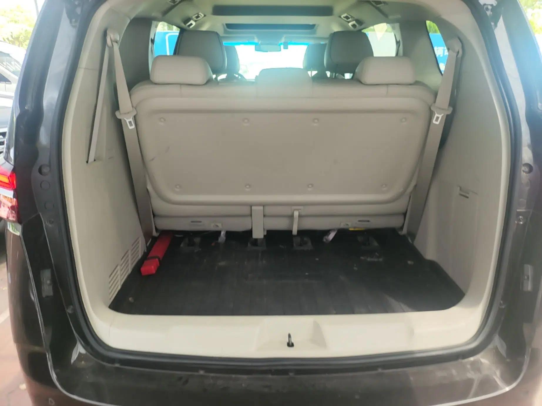 Buick GL8 2022 Land Business Class 652T Luxury Model — миниатюра 22