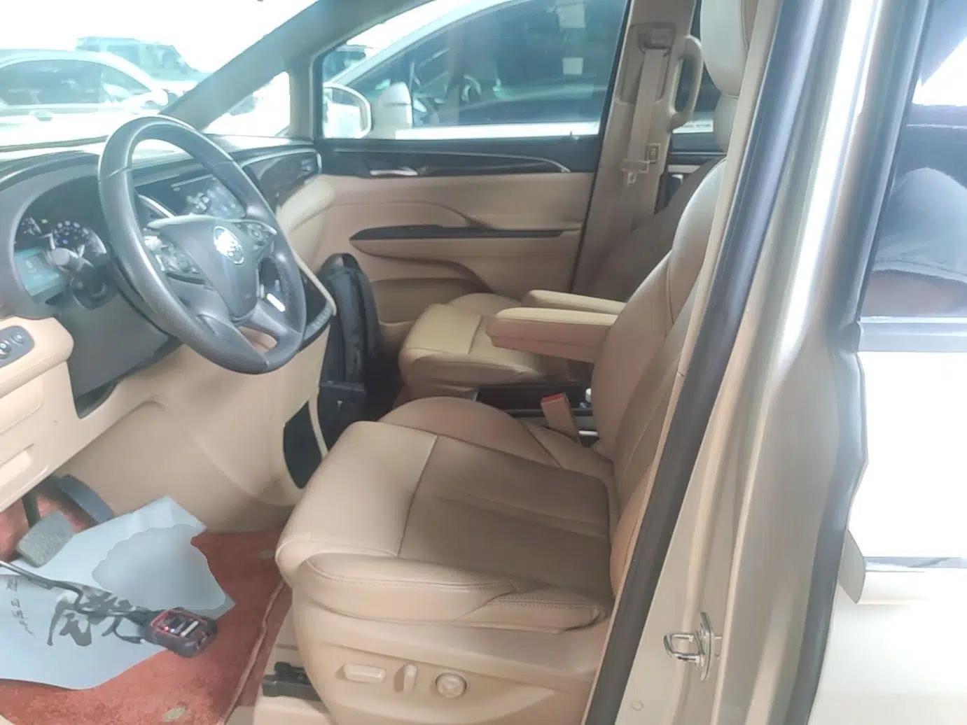 Buick GL8 2017 ES 28T Luxury Model China V Standard — миниатюра 22