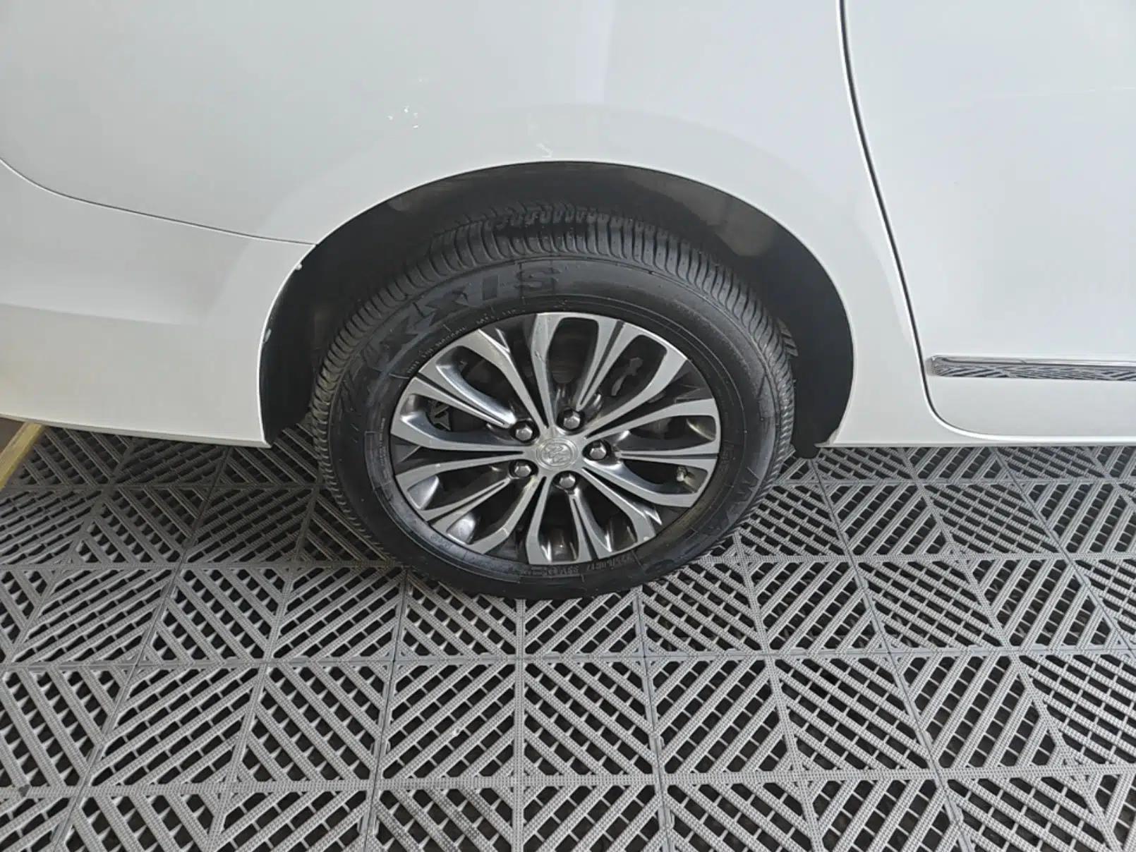 Buick GL8 2022 Land Business Class 652T Luxury Model — миниатюра 11