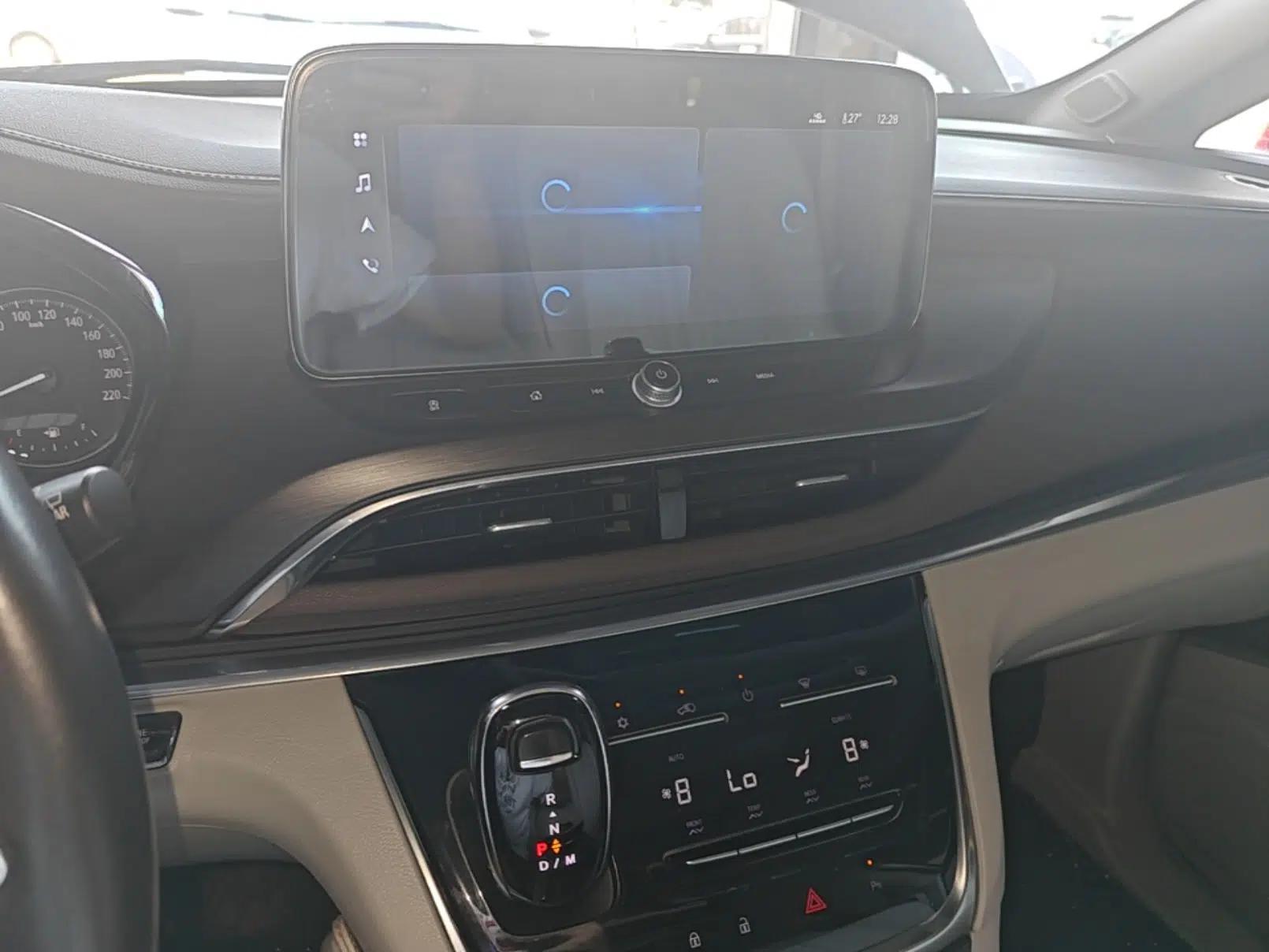 Buick GL8 2022 Land Business Class 652T Luxury Model — миниатюра 15