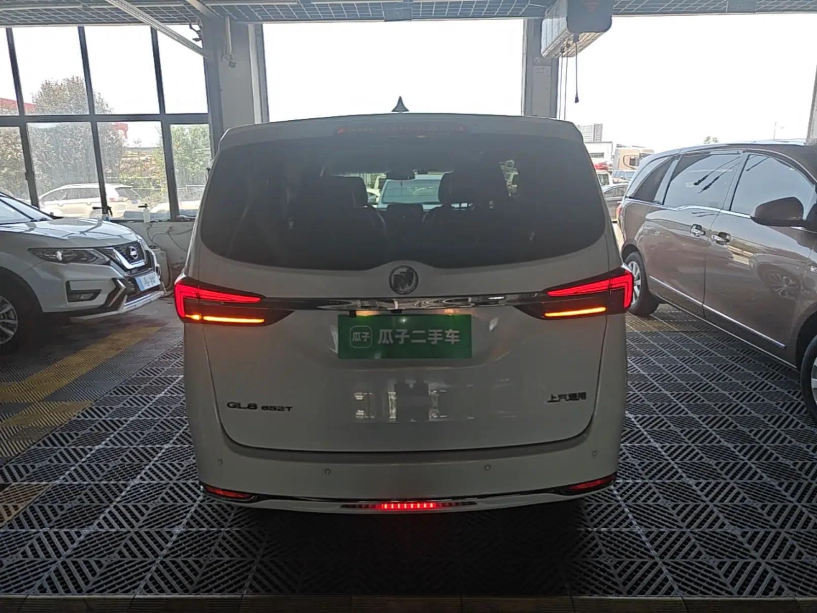 Buick GL8 2022 Land Business Class 652T Luxury Model — миниатюра 5