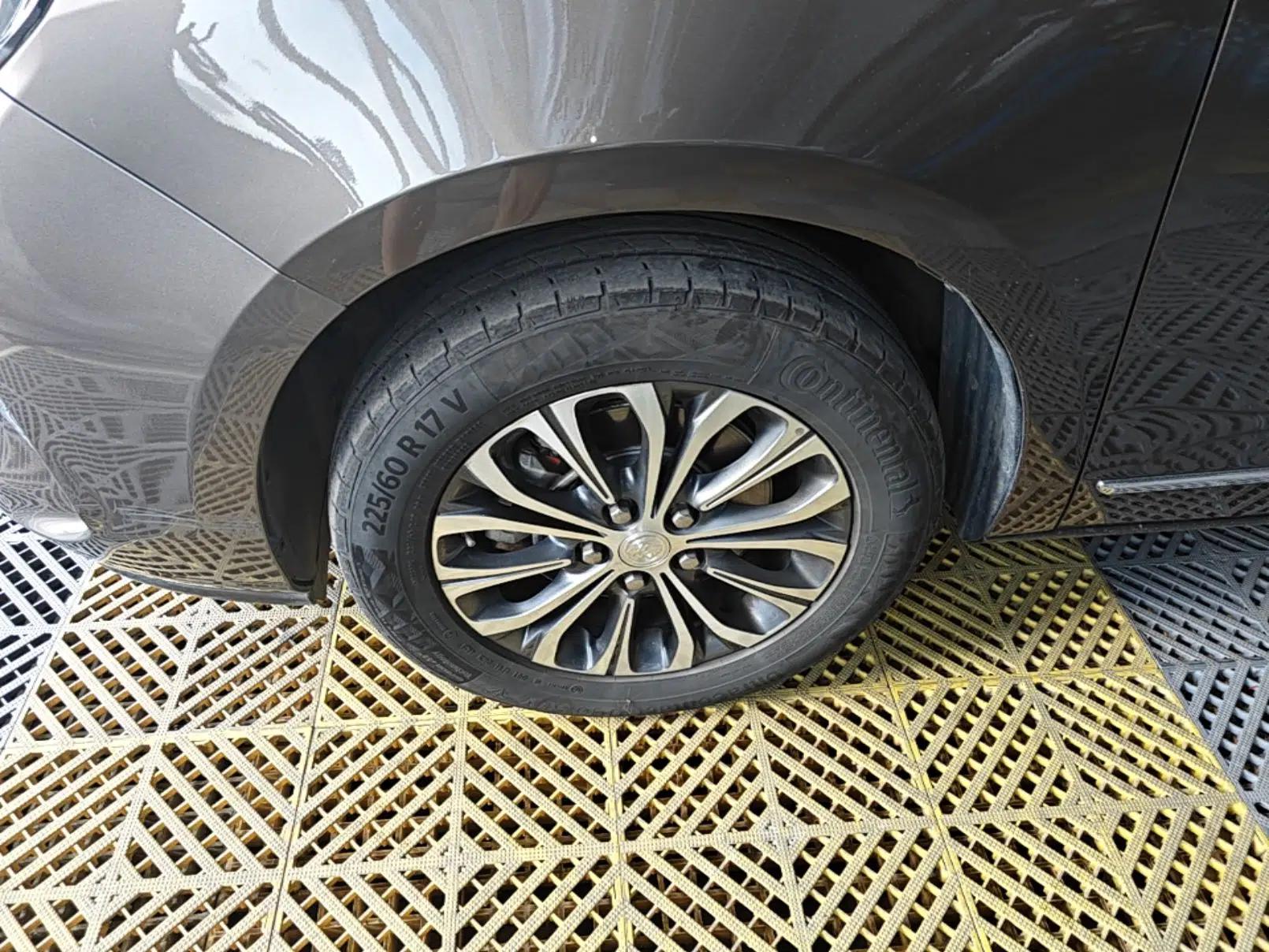 Buick GL8 2021 Land Cruiser Executive Class 652T Luxury Model — миниатюра 10