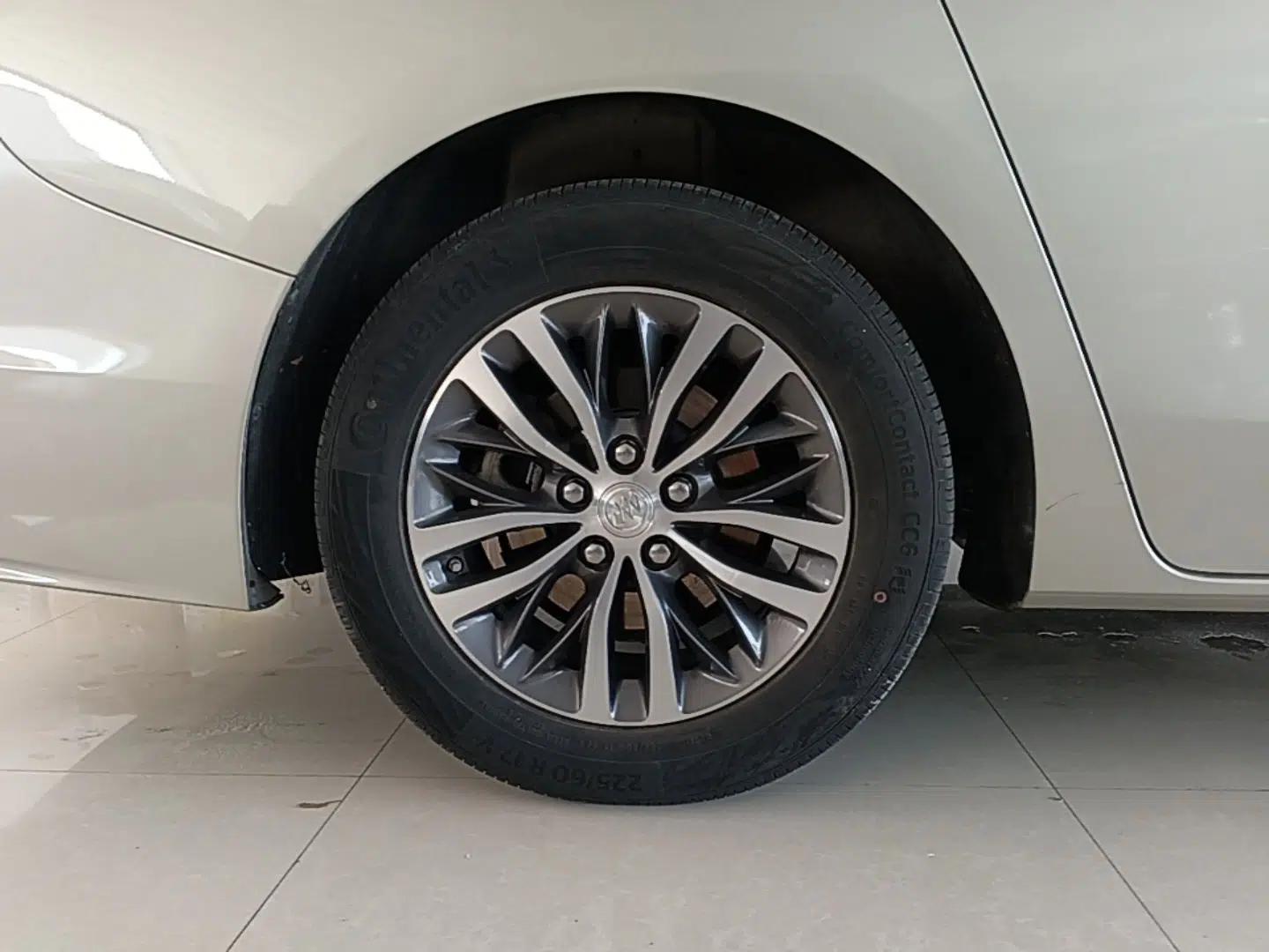 Buick GL8 2021 ES Landtrek 653T Comfort Edition — миниатюра 11