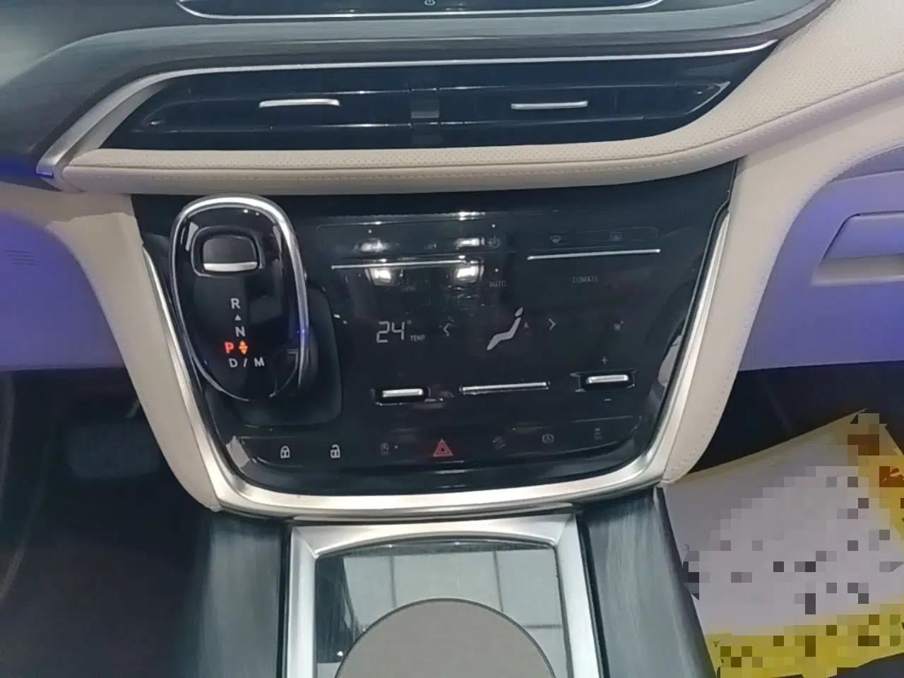 Buick GL8 2021 ES Landtrek 653T Comfort Edition — миниатюра 16