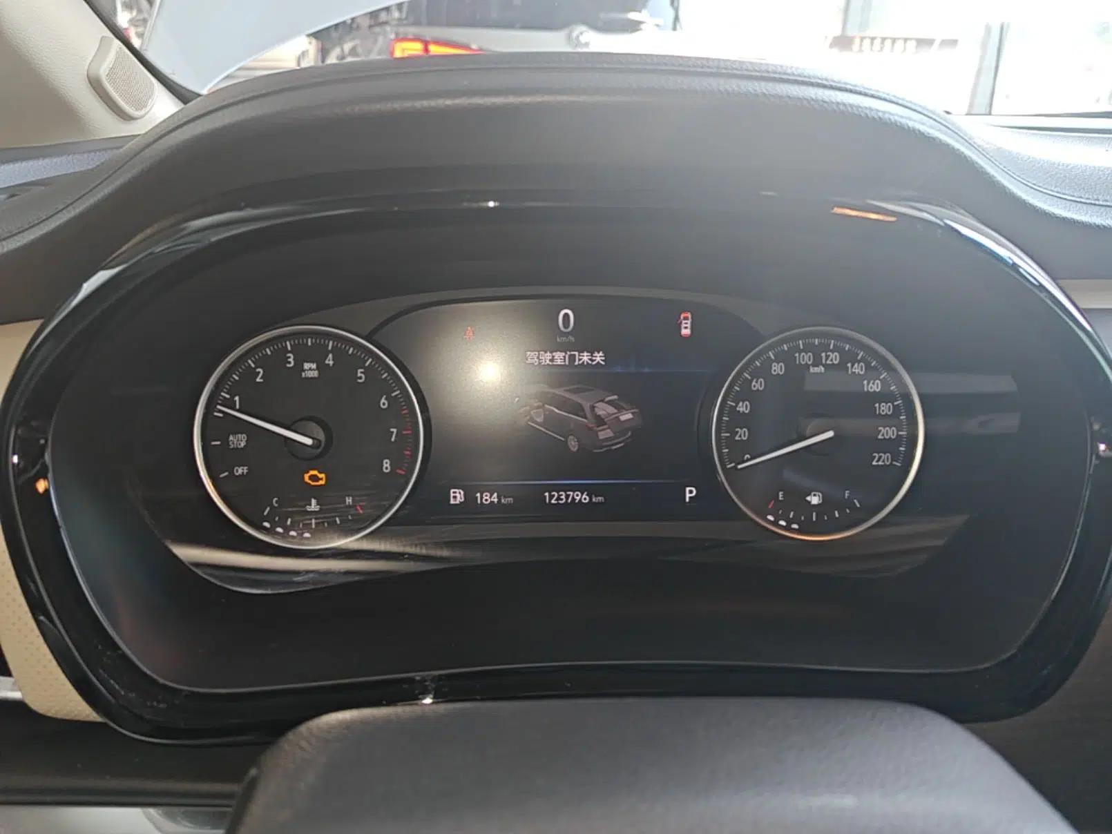 Buick GL8 2023 Facelifted Land Cruiser Executive Luxury Version — миниатюра 14