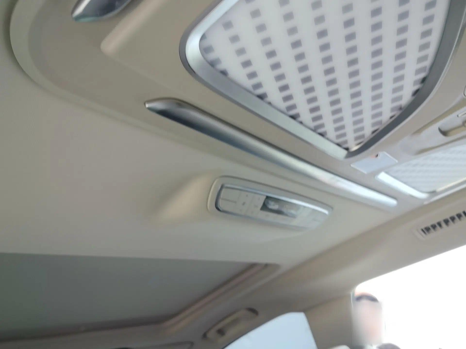 Buick GL8 2022 ES Landtrek 653T Comfort Edition — миниатюра 18