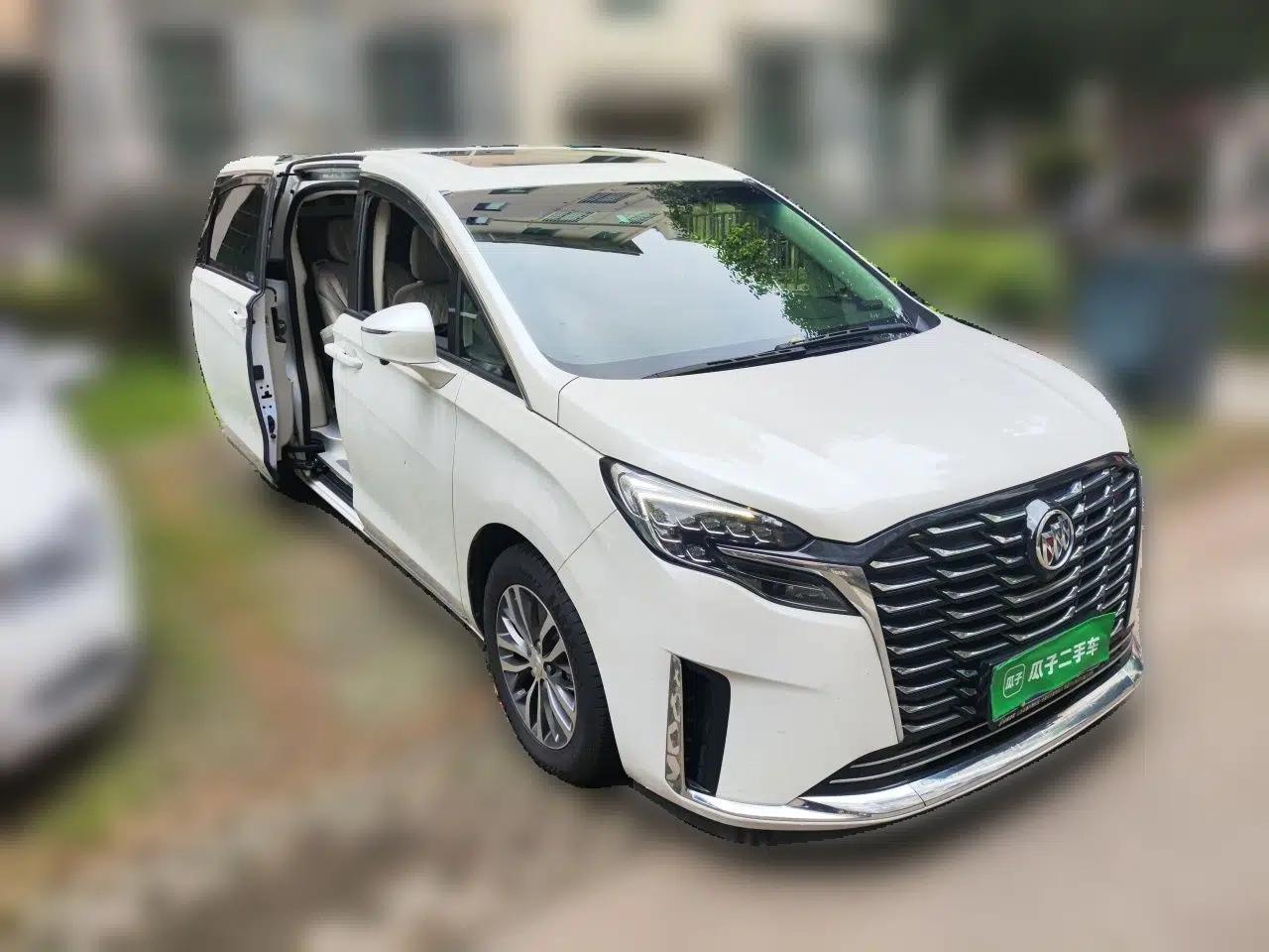 Buick GL8 2022 ES Landtrek 653T Comfort Edition — миниатюра 3