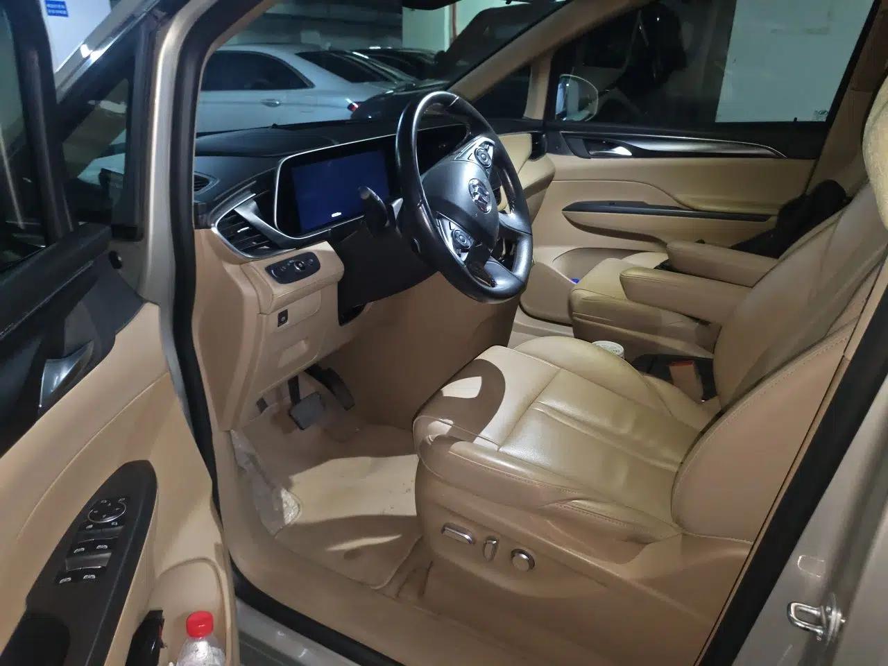 Buick GL8 2020 ES Land Cruiser 653T Luxury Model — миниатюра 16