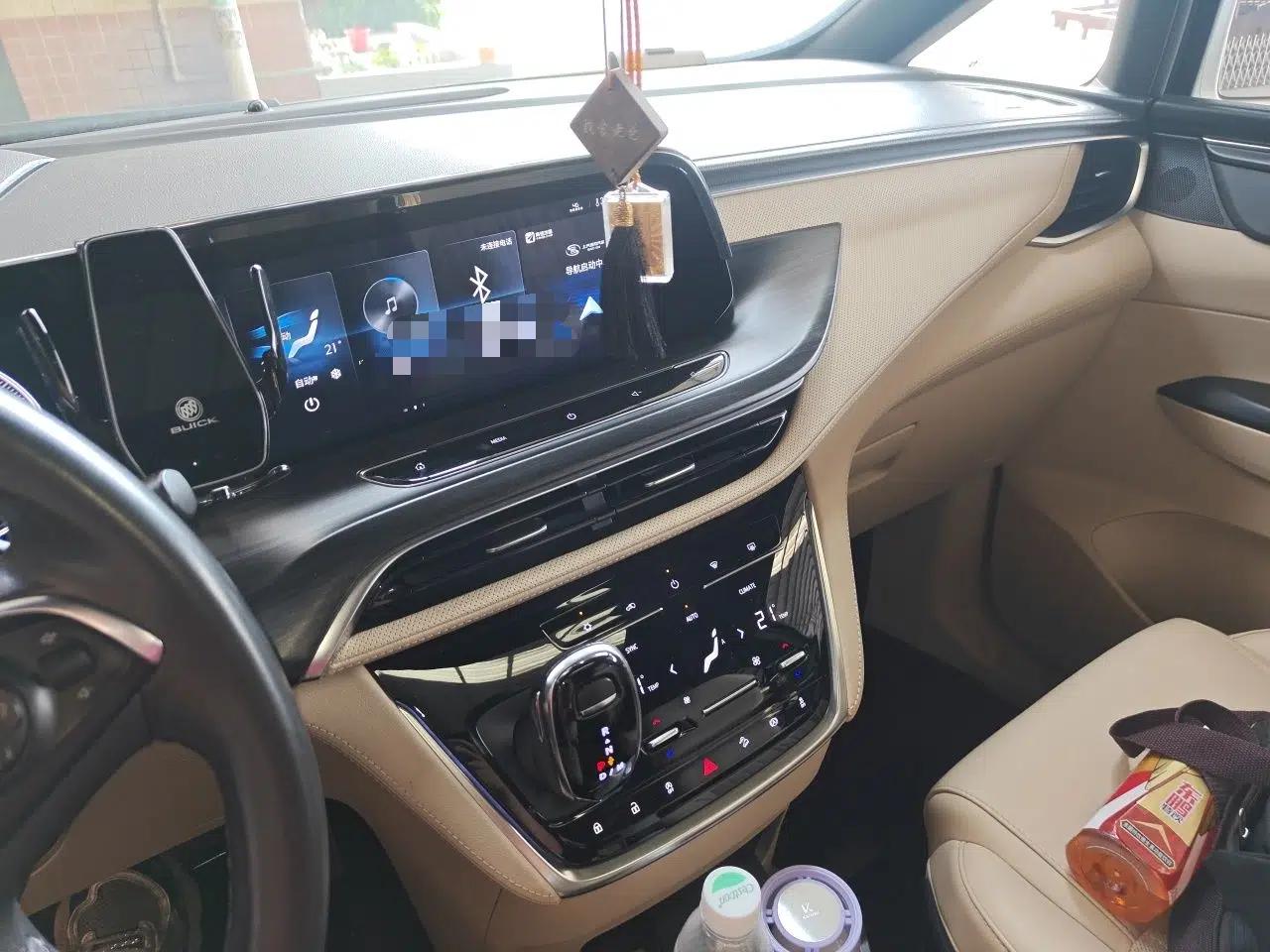 Buick GL8 2022 ES Land Cruiser 653T Luxury Model — миниатюра 13