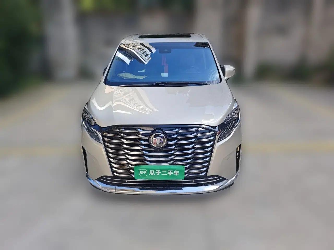 Buick GL8 2020 ES Land Cruiser 653T Flagship Model — миниатюра 2