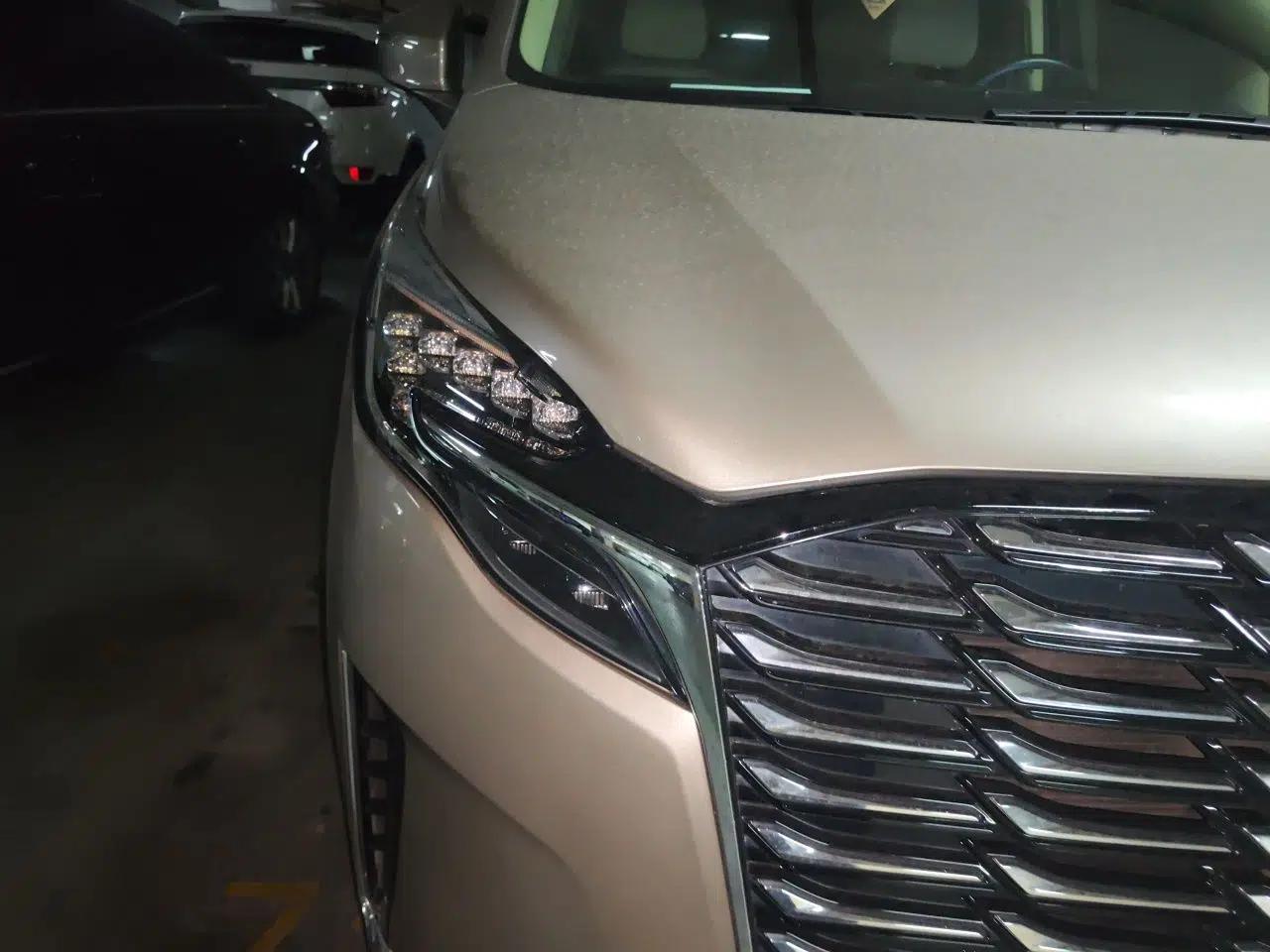 Buick GL8 2023 ES Lu Zun Deluxe Model — миниатюра 7