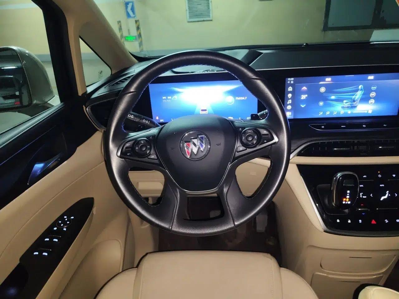 Buick GL8 2023 ES Lu Zun Deluxe Model — миниатюра 10
