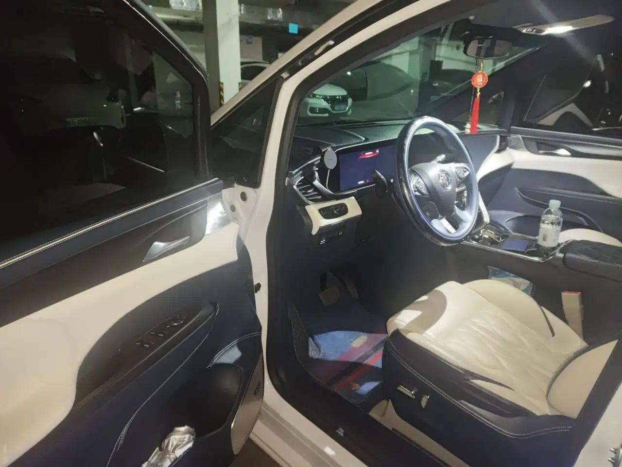 Buick GL8 2021 ES Landtrek 653T Comfort Edition — миниатюра 16