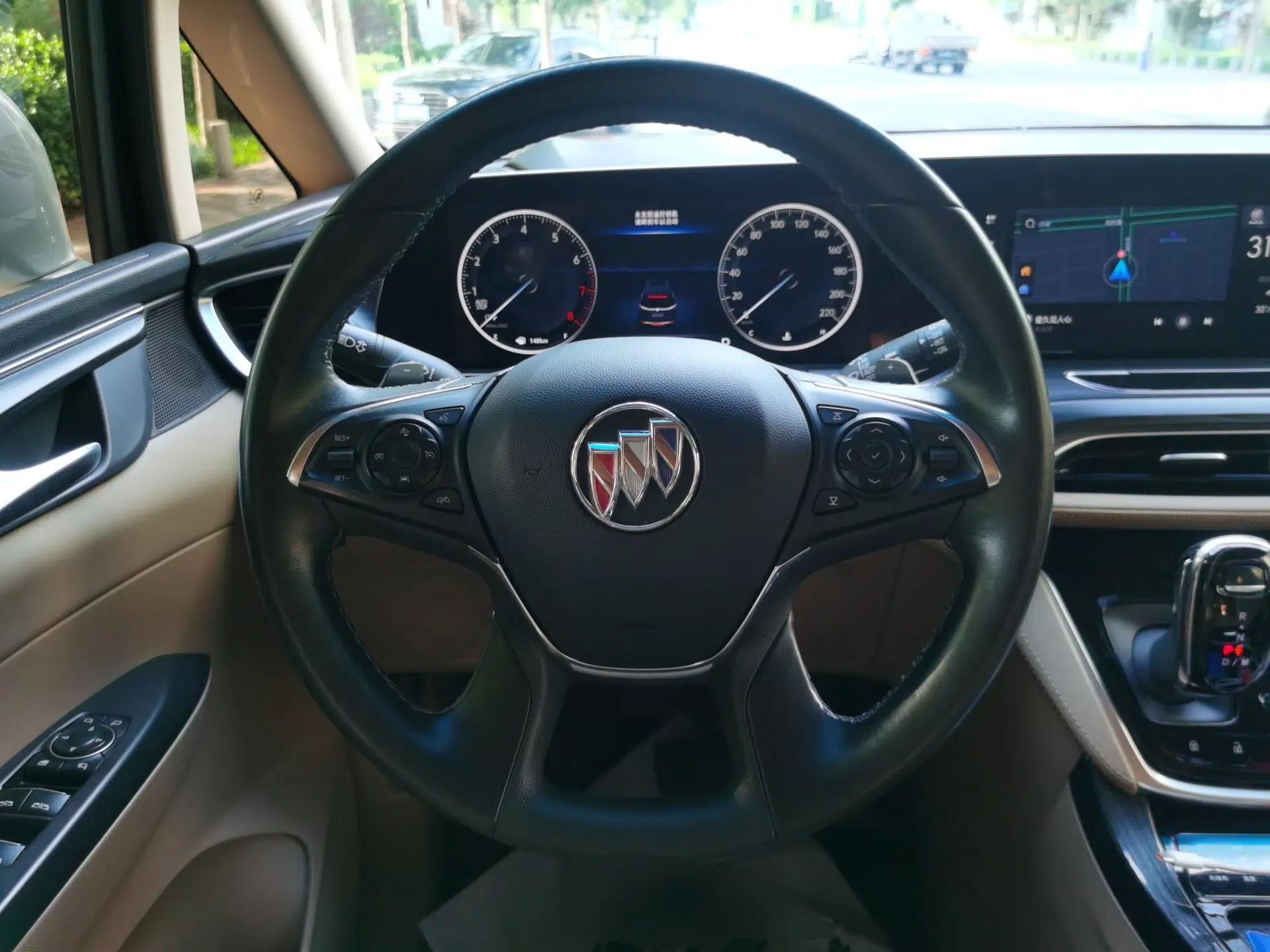 Buick GL8 2021 ES Landtrek 653T Luxury Model — миниатюра 10