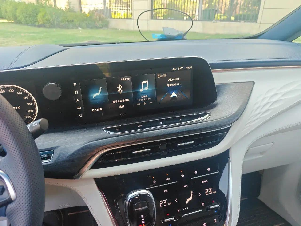 Buick GL8 2020 Avenir Avia Four-Seat Luxury Edition — миниатюра 13