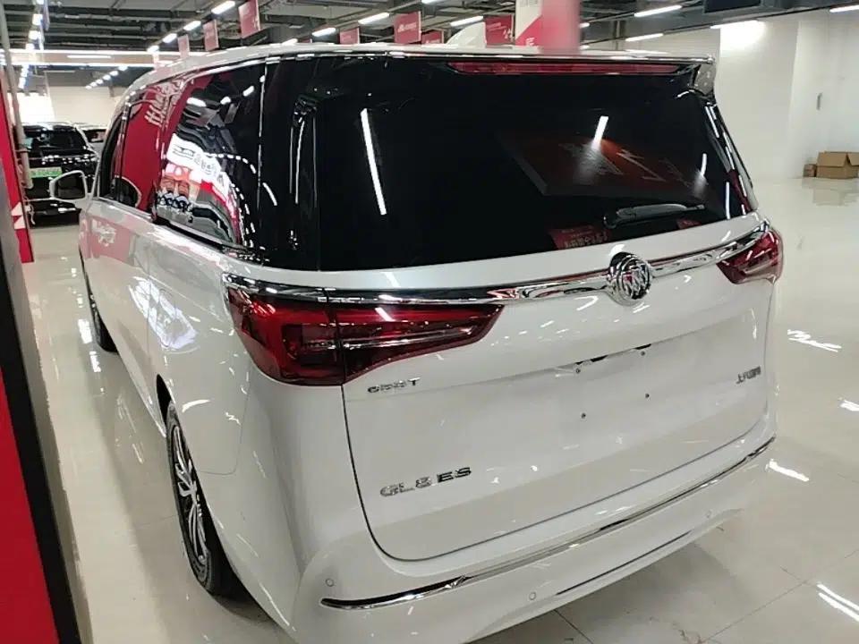 Buick GL8 2023 ES Lu Zun Deluxe Model — миниатюра 4