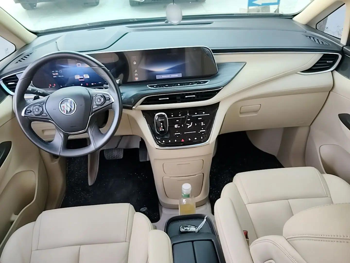 Buick GL8 2023 ES Lu Zun Deluxe Model — миниатюра 12