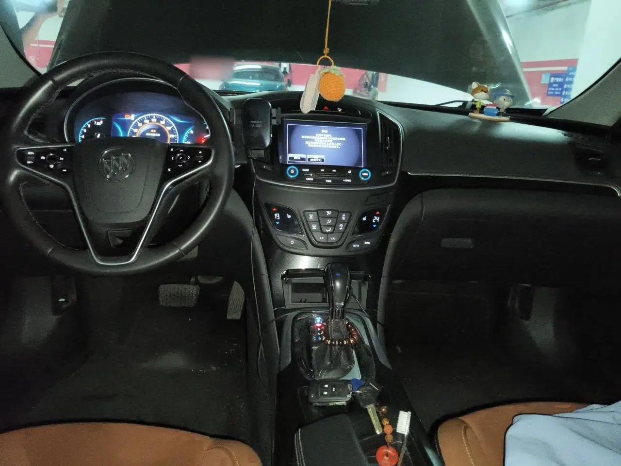 Buick Regal 2015 1.6T Elite Tech Model — миниатюра 9