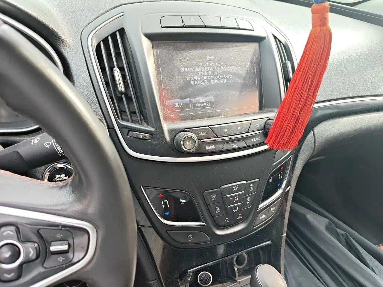 Buick Regal 2015 1.6T Elite Tech Model — миниатюра 13