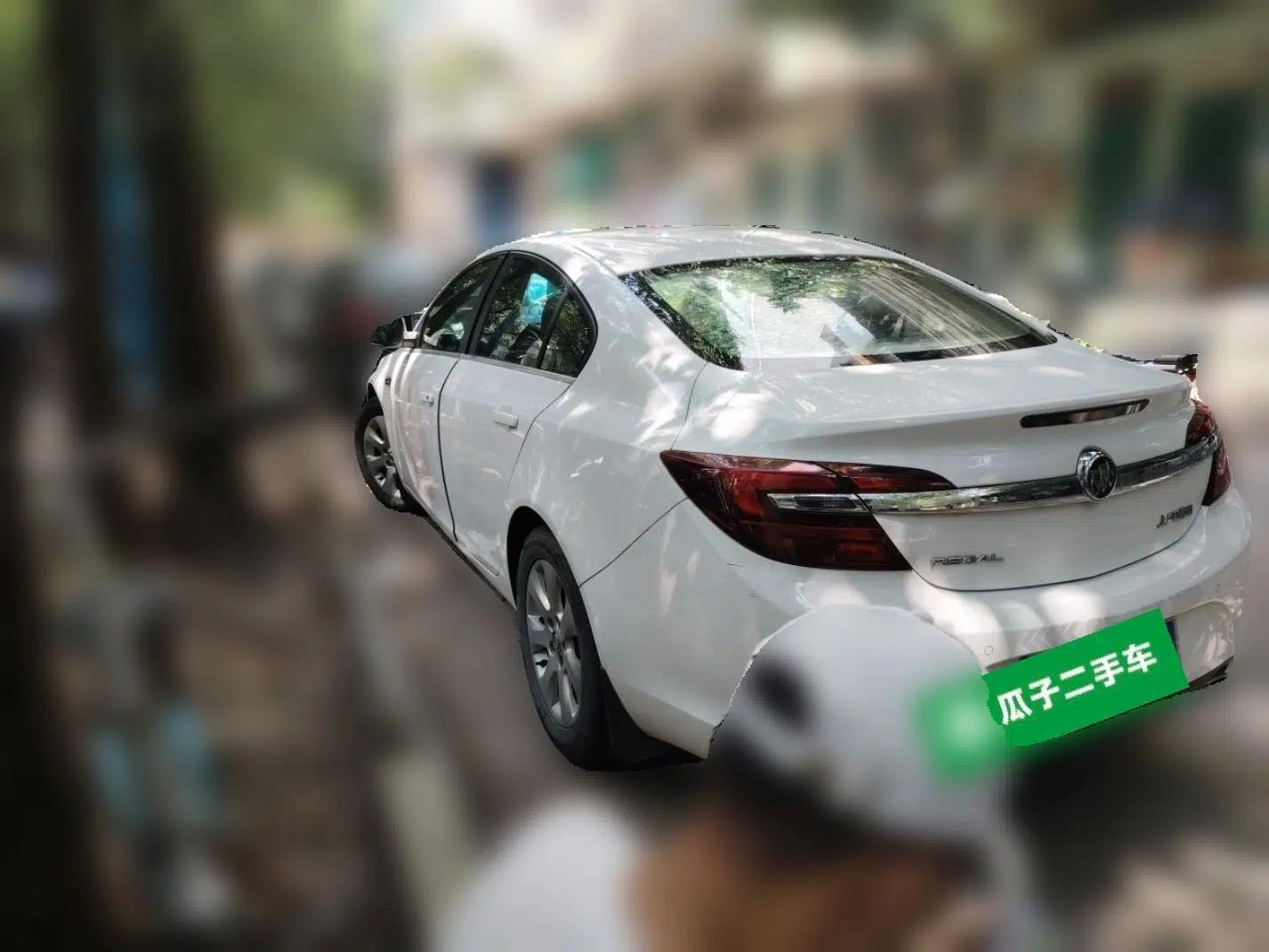 Buick Regal 2015 2.0L Leading Fashion Edition — миниатюра 4
