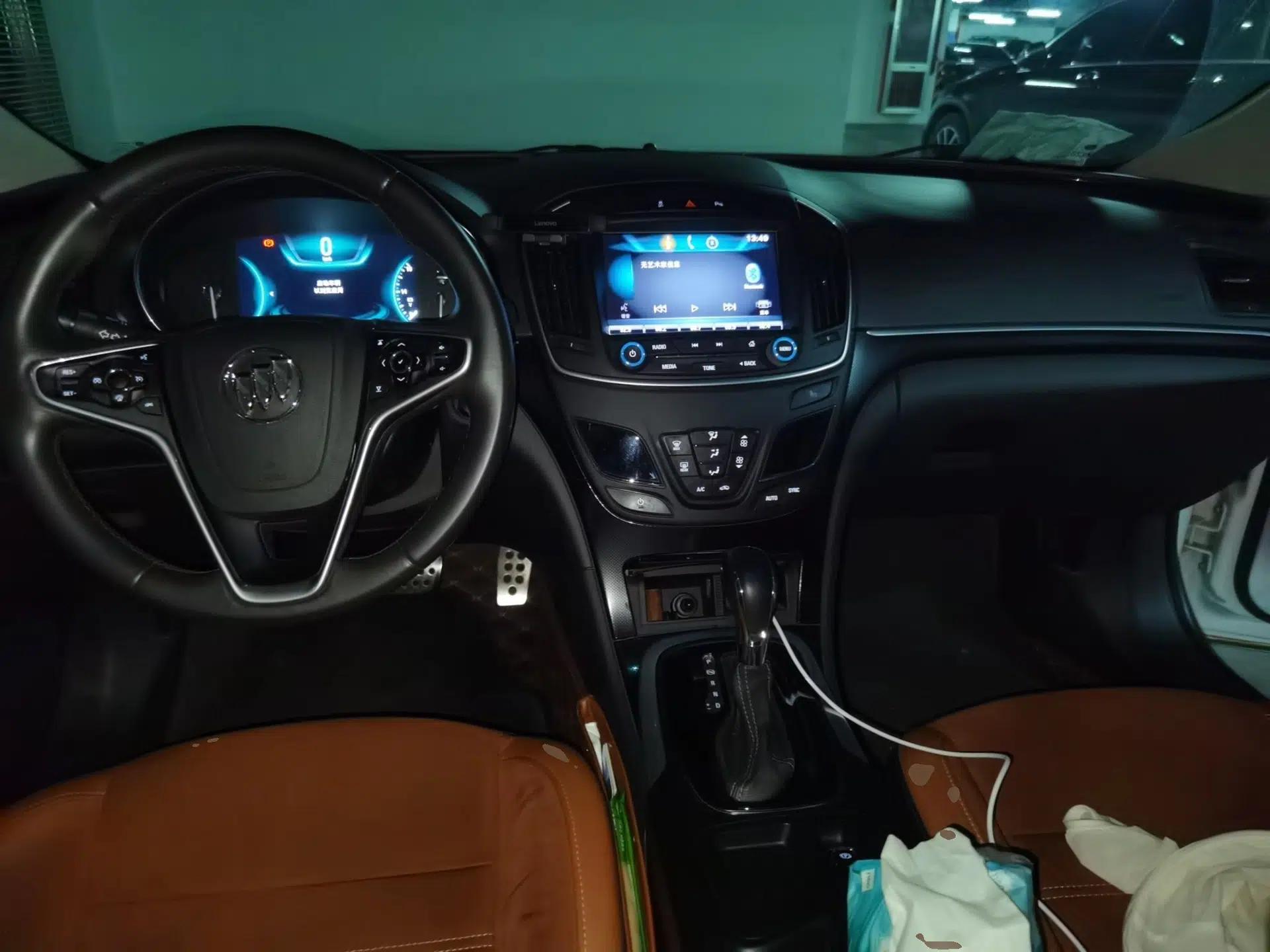 Buick Regal 2015 1.6T Elite Tech Model — миниатюра 9