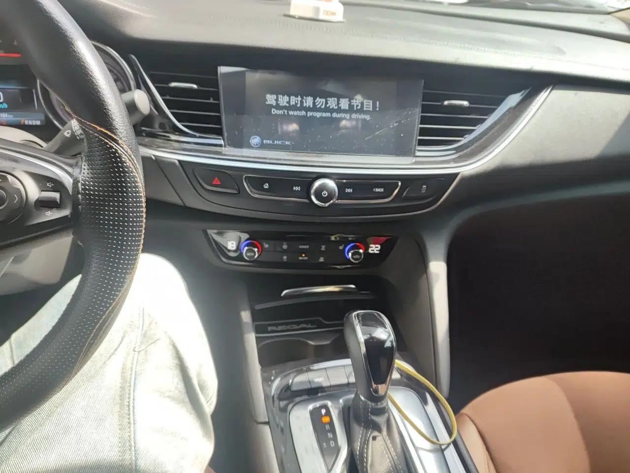 Buick Regal 2019 20T Luxury Model China VI Standard — миниатюра 13
