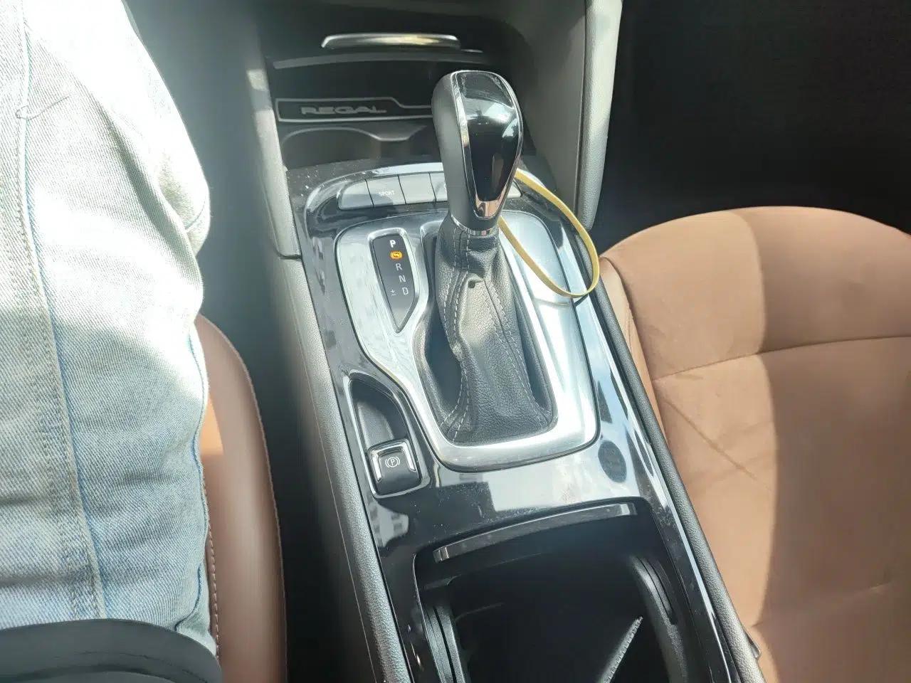 Buick Regal 2019 20T Luxury Model China VI Standard — миниатюра 14