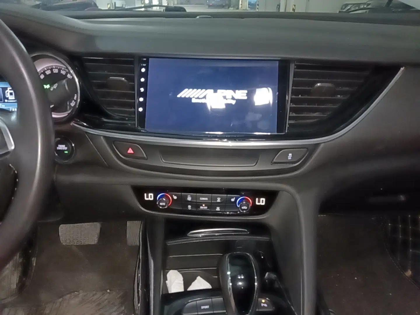 Buick Regal 2019 20T Elite Version China VI Standard — миниатюра 15