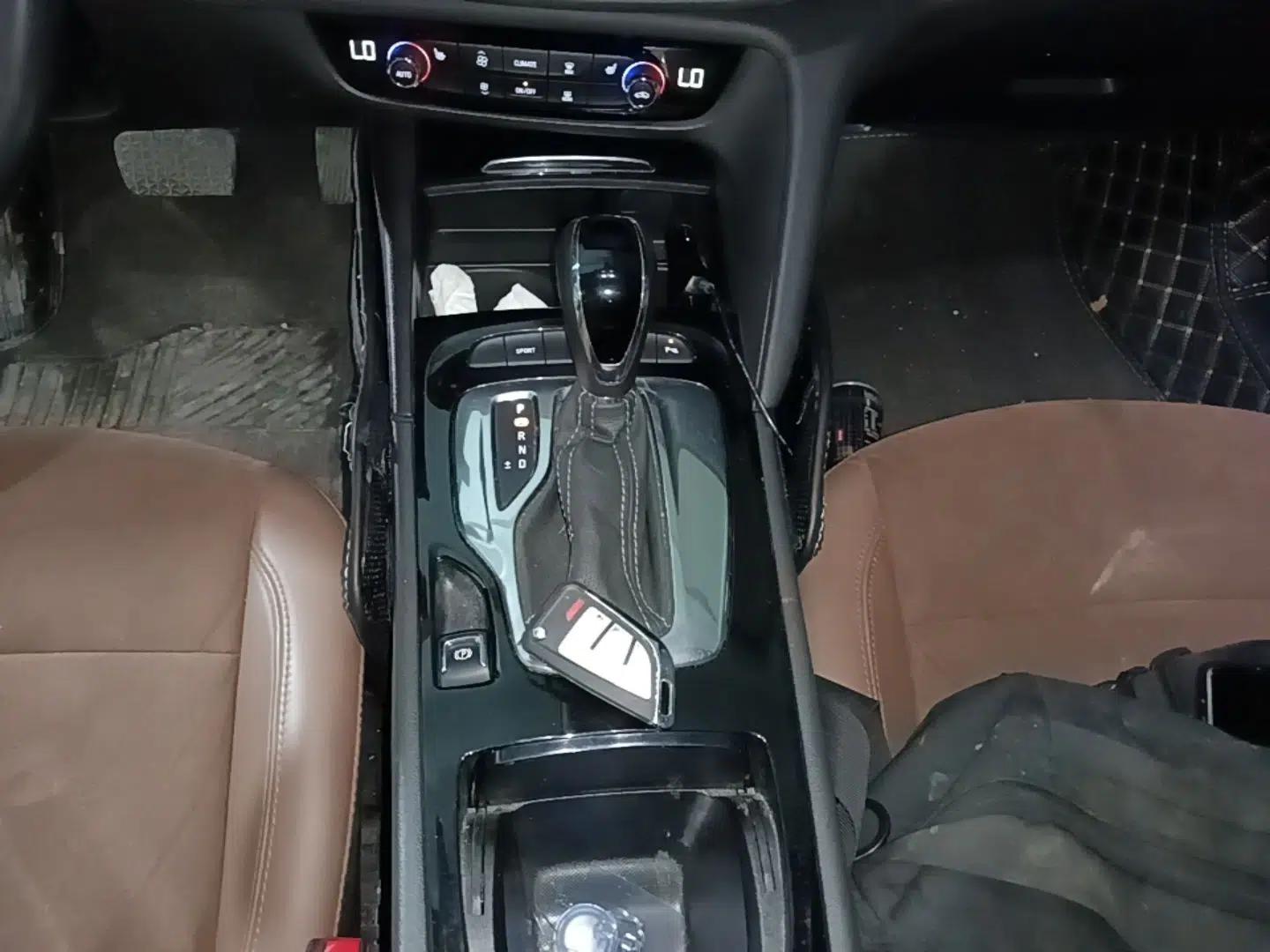 Buick Regal 2019 20T Elite Version China VI Standard — миниатюра 16